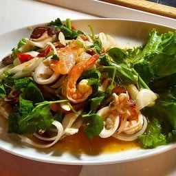 ยำทะเลรวม