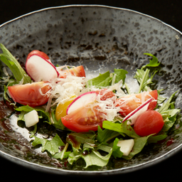 PEACH-MARINATED TOMATO SALAD