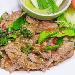 กระทิงคลุกฝุ่น (เนื้อวัว)