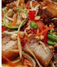 ส้มตำปลาร้าหมูกรอบ