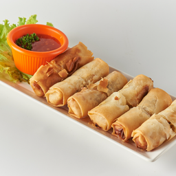 ปอเปี๊ยะไส้ไก่ทอด