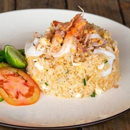 ข้าวผัดทะเล