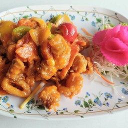 หมึกไข่ทอดผัดไข่เค็ม