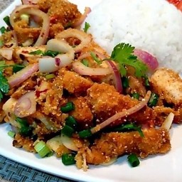ข้าวยำไก่แซ่บ