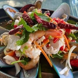 ยำทะเลรวมมิตร