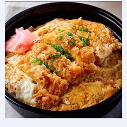 ข้าวไก่ทอดโอยาโกะด้ง