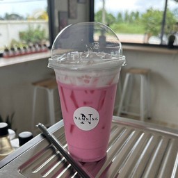 นมชมพู เย็น