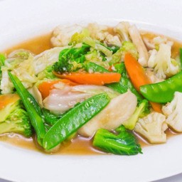 ผัดผักรวมมิตร