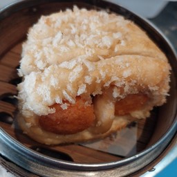 ซาลาเปาทอดไส้กรอกไก่