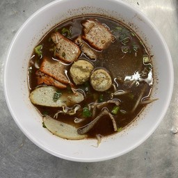 กะเต๋วหมูโบราณ แยกมิตรกมล