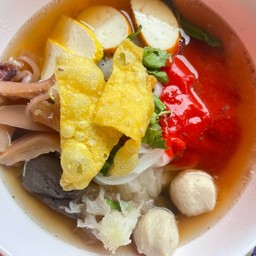 ก๋วยเตี๋ยวบ้านริมฝาย