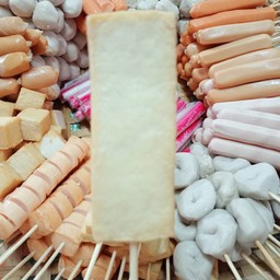 มังกร ลูกชิ้นยำ แม่สาย