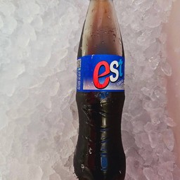 เอสแก้วโอ่ง