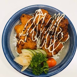 ข้าวหน้าไก่ทอดคาราเงะ
