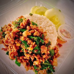 กะเพราหมูสับ+สามชั้น