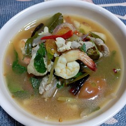 ต้มยำรวมน้ำใส