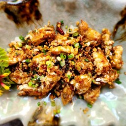 จั๊กจั่นทะเลคั่วพริกเกลือ