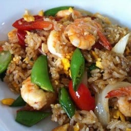 กินบ้านนุ้ย คาเฟ่ -