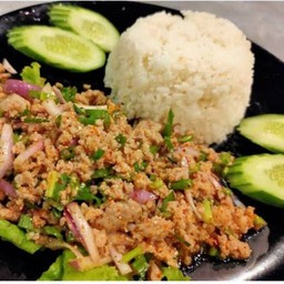 เตี๋ยวเนื้อ เตี๋ยวเพี้ย อาหารตามสั่ง เจ้าเก่าริมน้ำ
