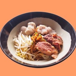 ก๋วยเตี๋ยวหมูเปื่อย