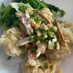 เกี๊ยวกุ้งเนื้อปูแห้ง