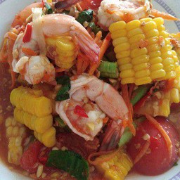 ตำข้าวโพด (กุ้งลวก)