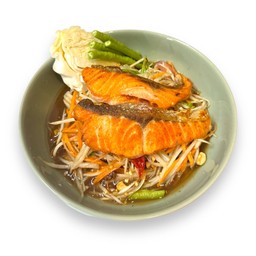 [ลด 50 บาท] ส้มตำไทยปลาแซลมอนย่าง