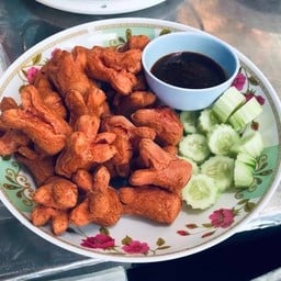 ร้านลูกชิ้นท้ายซอยน้ำจิ้มสูตรโบราณ