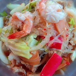 ยำวุ้นเส้นรวมมิตร
