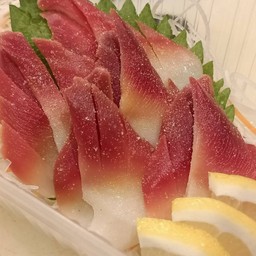 35 Hokkigai Sashimi