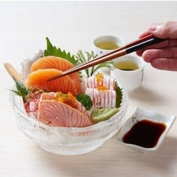 แซลมอน ไซเคียว ซาซิมิ