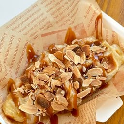 Croffle Caramel Almond
