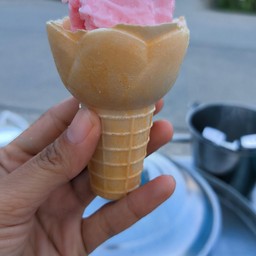 สายทองไอศกรีม