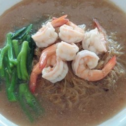 ร้านราดหน้า  พฤกษา 12 ปากซอย 3/2