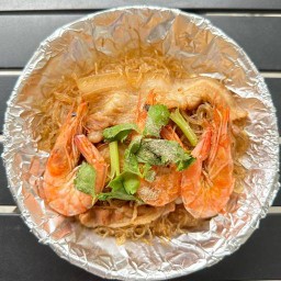 กุ้งอบวุ้นเส้น โต๊ะจีนเข็มทองโภชนา