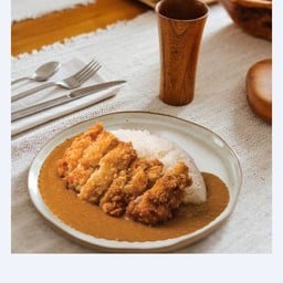 ข้าวแกงกะหรี่ไก่ทอด homemade