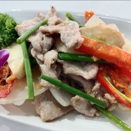 หมูผัดน้ำมันหอย