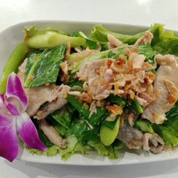 หมูผัดคะน้า