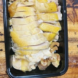 ไก่แช่เหล้า  1 ตัว  ได้ 2 กล่อง