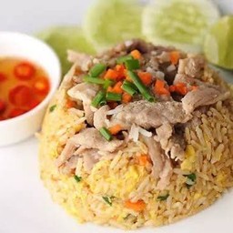 ข้าวผัดหมู