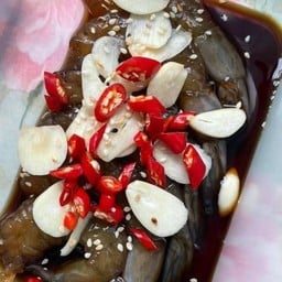 กุ้งจัมโบ้ดองซีอิ๊ว 6 ตัว +น้ำจิ้มซีฟู้ด สาหร่ายแผ่น