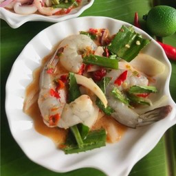 Spicy Shrimp Salad