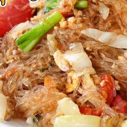 ผัดวุ้นเส้นหมู ใส่ไข่