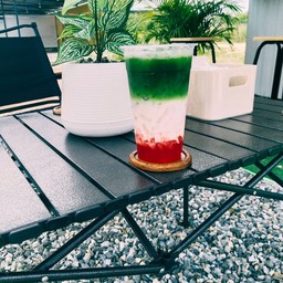 ปากซอยคาเฟ่