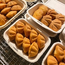 ขนมไข่เนยสดแฮปปี้แลนด์ บางกะปิ