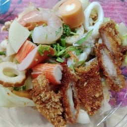 ยำไก่แซ่บ สวนนนท์ป้าแบม