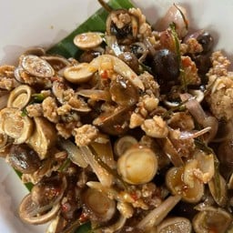 คั่วเห็ดถอบ