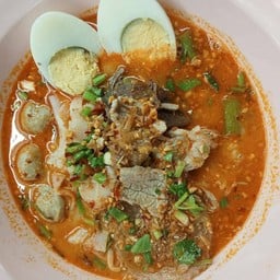 บะหมี่ต้มยำเนื้อ