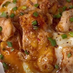 ข้าว ไข่ขยี้น้ำพริกเผา  (ไข่ 2 ฟอง)
