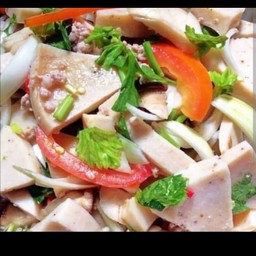 ยำหมูยอ